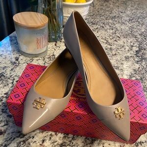 Tory Burch Flat Shoes